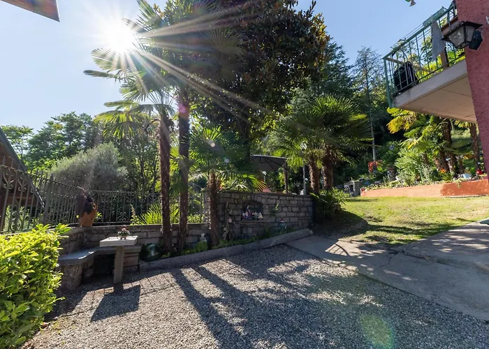 Ina's Garden, Holiday home *
