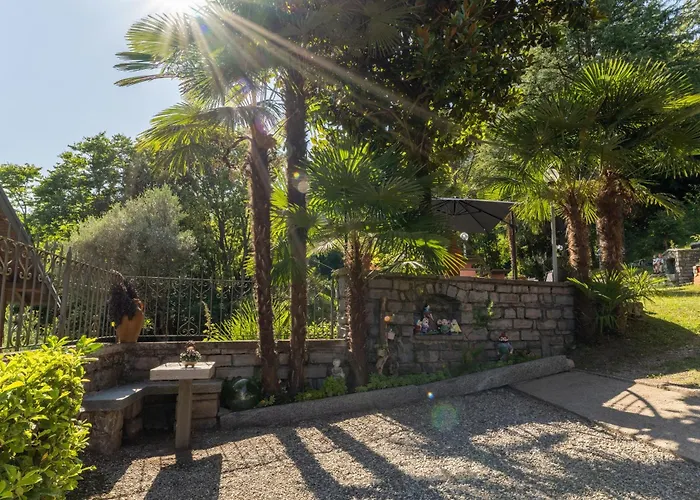 Ina's Garden, * Lenno